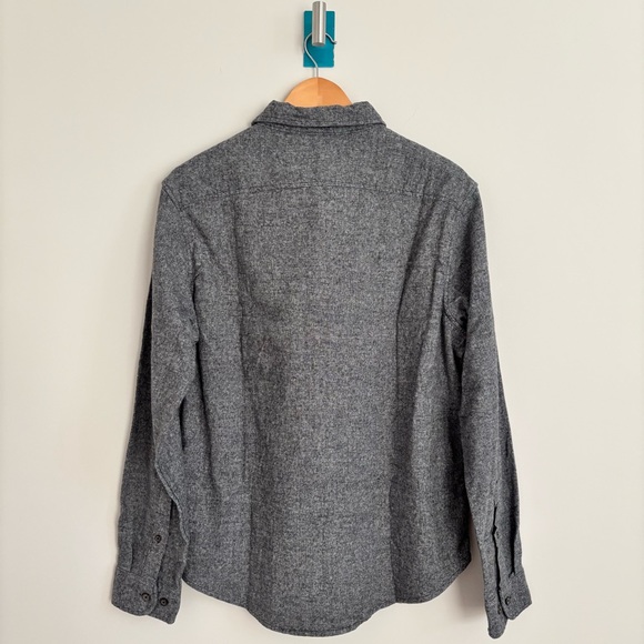 Goodfellow & Co. Men’s midweight long-sleeve flannel button-down shirt in gray - Picture 2 of 7